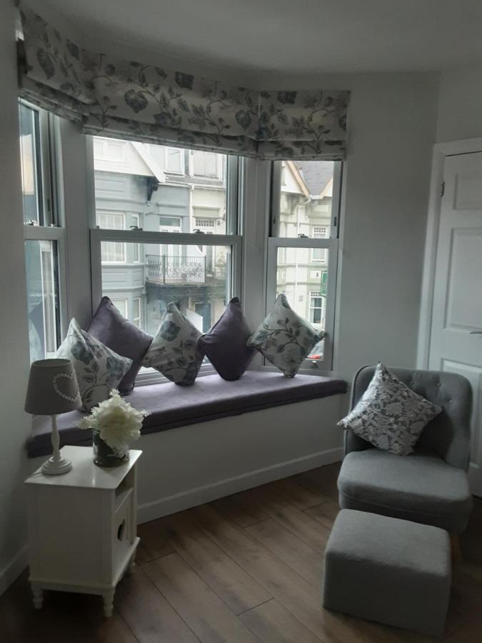 Esplanade Seaside View Apartment Porthcawl Extérieur photo
