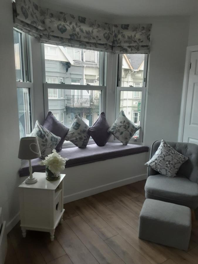 Esplanade Seaside View Apartment Porthcawl Extérieur photo